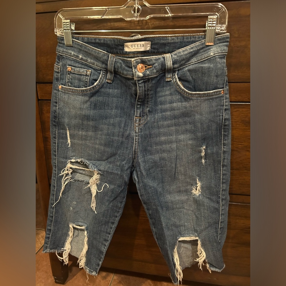 Guess Low rise Blue Bermuda shorts, Size 28.